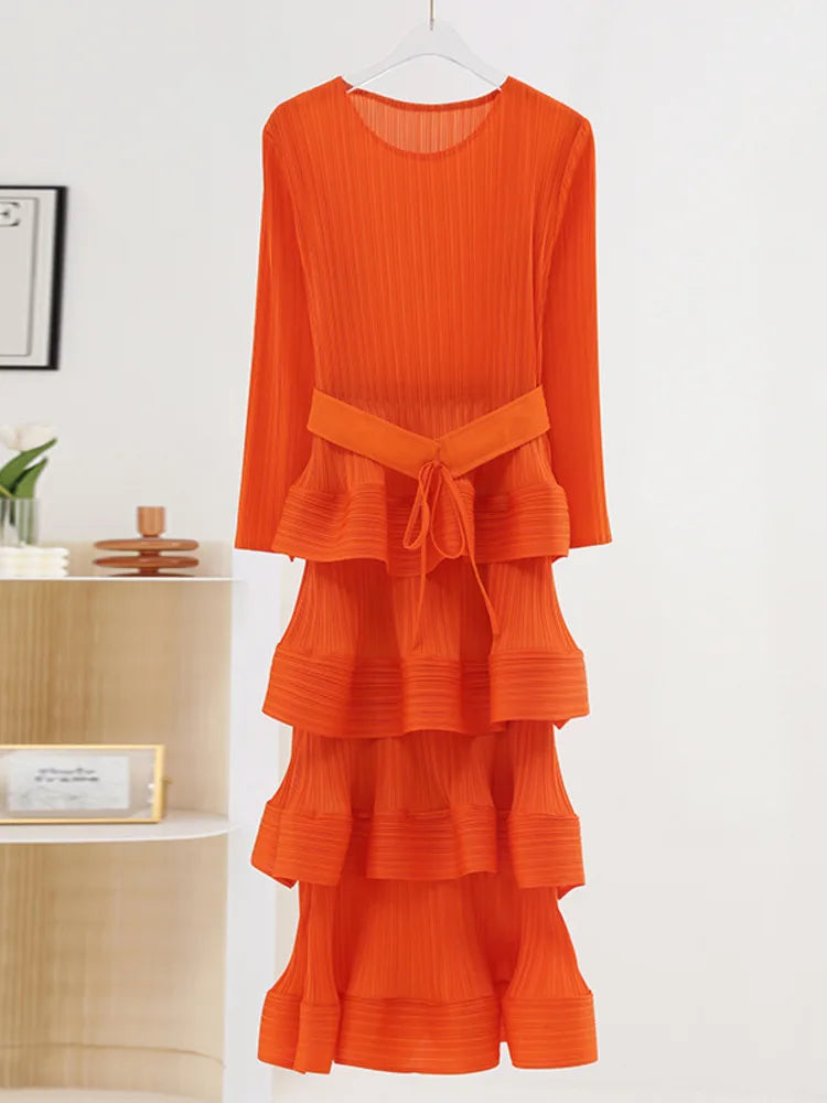 Round Neck Stretch Slim Waist Cake Pleated Dress