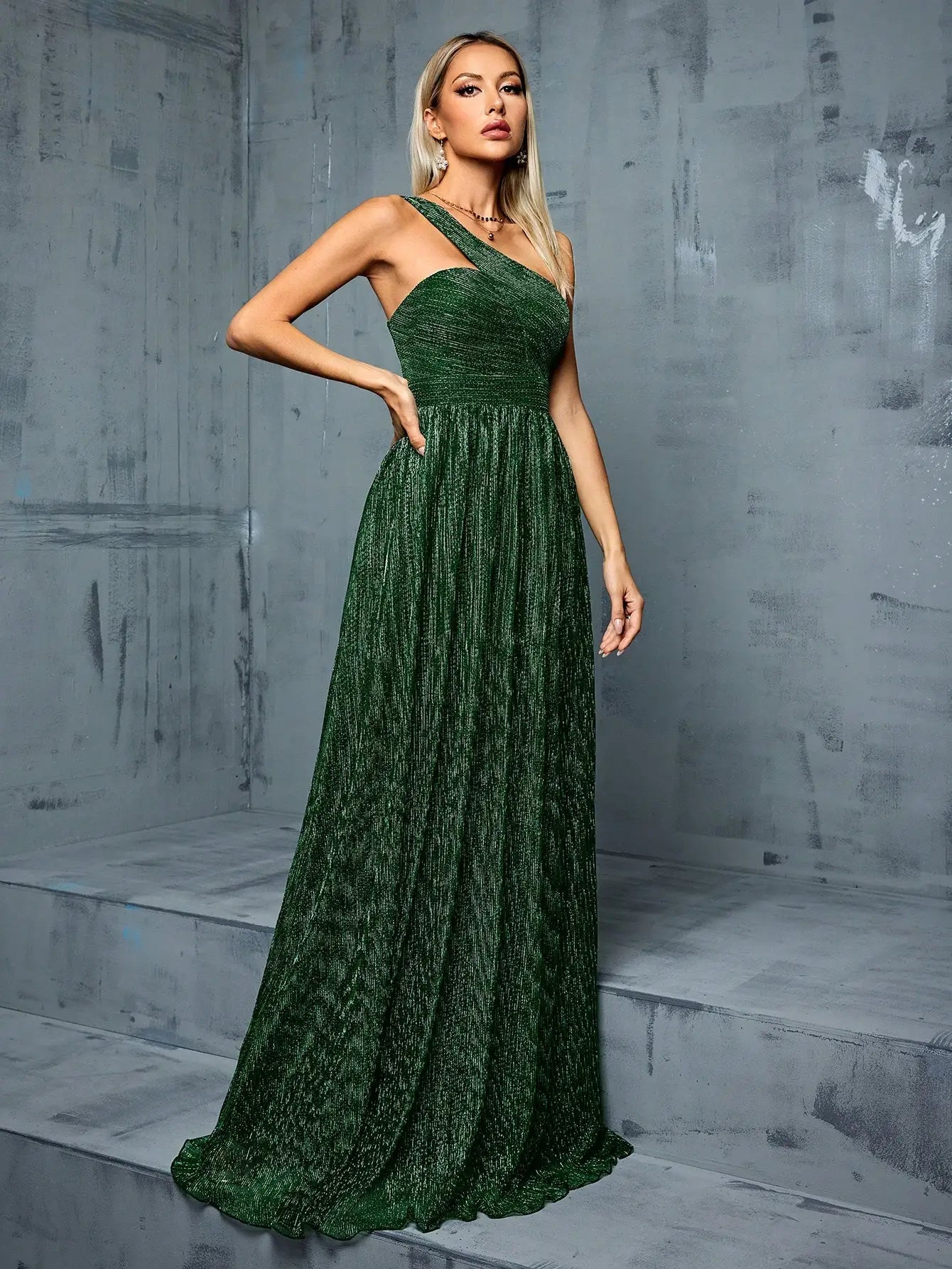 One shoulder irregular wire long skirt Party dress