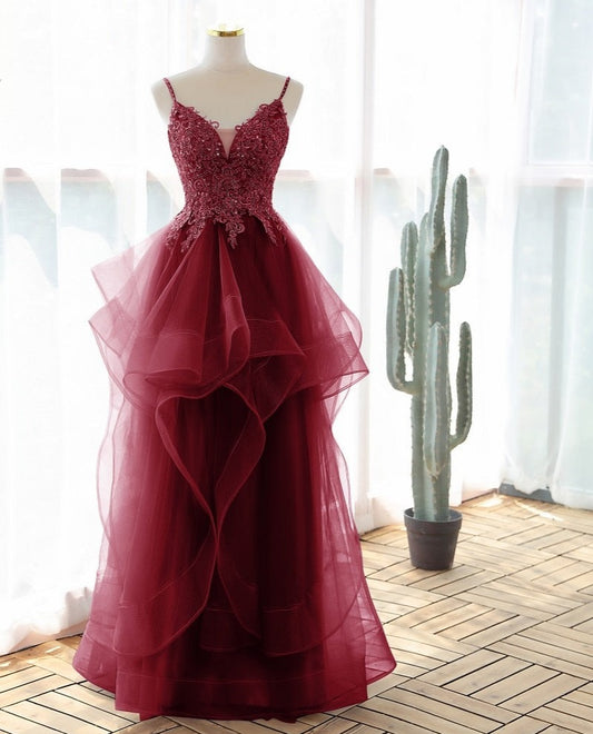 Elegant spaghetti strap prom dress