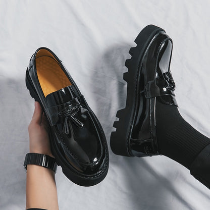 Breathable Slip-On Tassels Casual Black Shoes