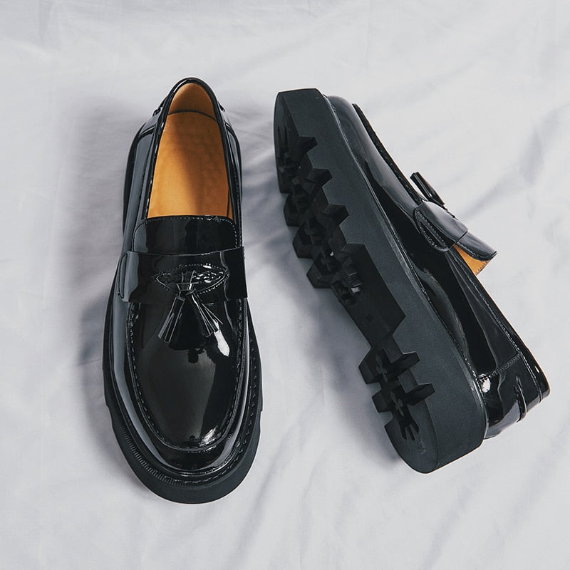 Breathable Slip-On Tassels Casual Black Shoes