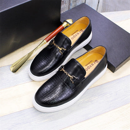 High-End Handmade Woven Pattern Casual Comfortable Loafers With Metal Buttons