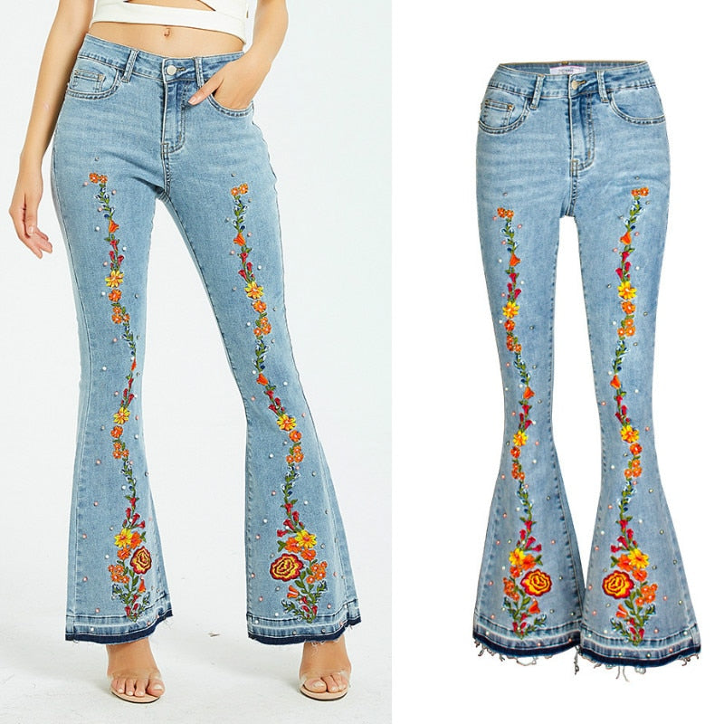 Stretching Embroidery Flare Jeans